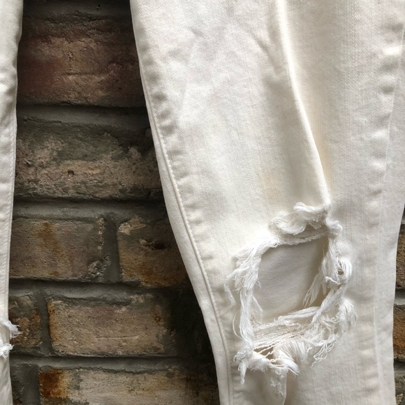 SOLD L’AGENCE Jeans in White. - Picture 3 of 4